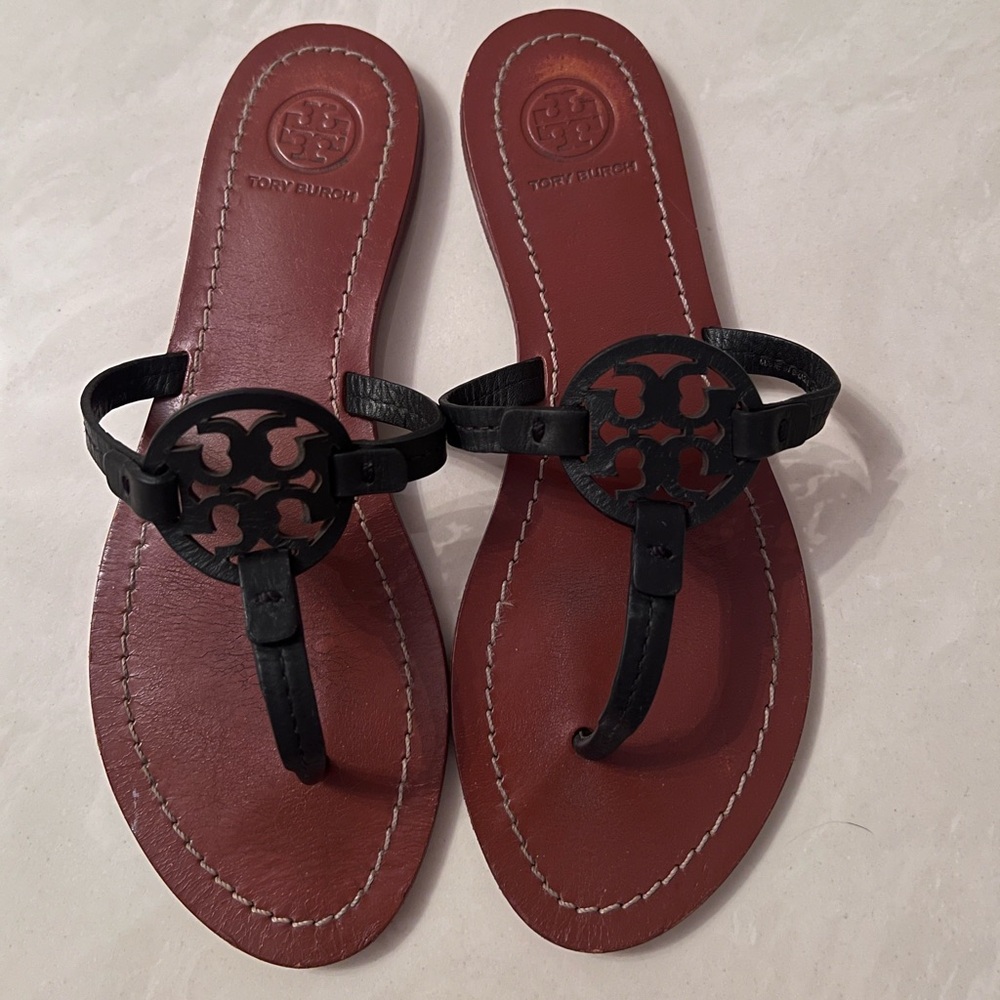 Tory Burch Gabriel Sandals Black Leather Thong 6 M